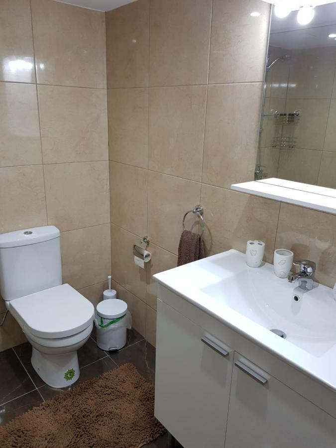 Haig'S Dream Flat On The Beach ลาร์นาคา ภายนอก รูปภาพ