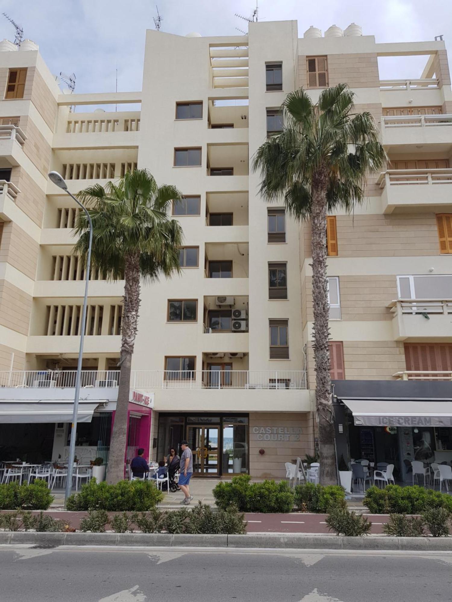 Haig'S Dream Flat On The Beach ลาร์นาคา ภายนอก รูปภาพ