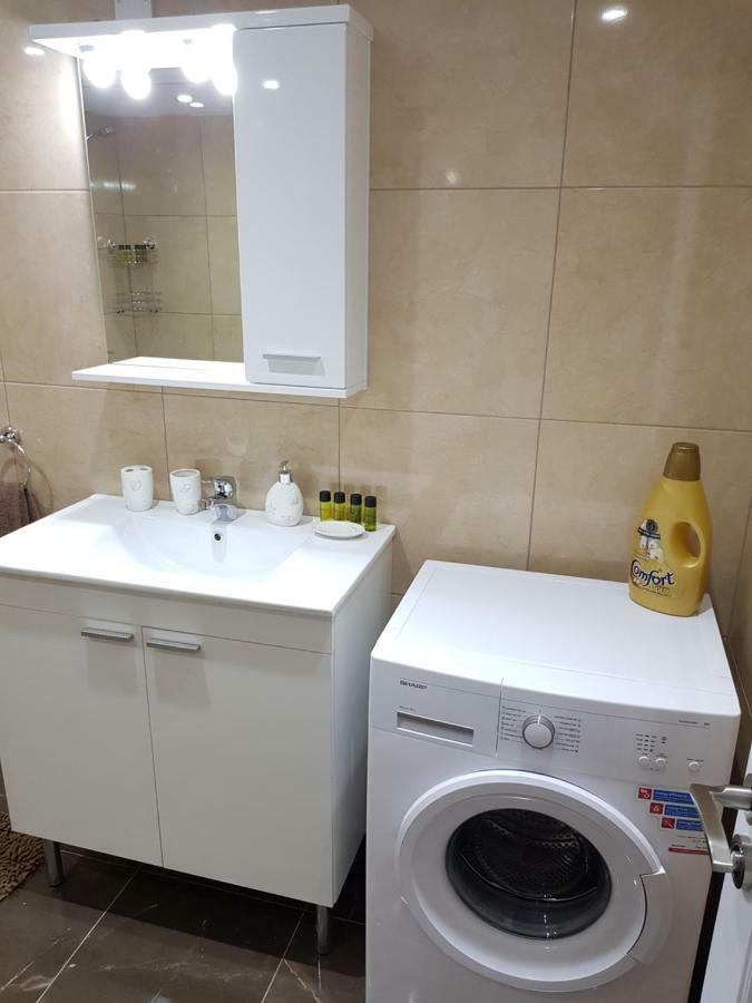 Haig'S Dream Flat On The Beach ลาร์นาคา ภายนอก รูปภาพ